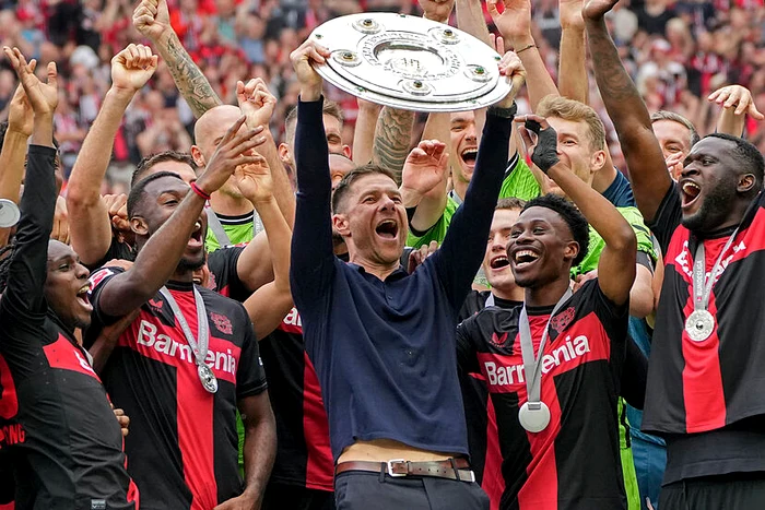 Leverkusen-la-finalul-unui-sezon-istoric-n-Bundesliga-ce-au-reuit-farmacitii-e-unic-n-fotbal