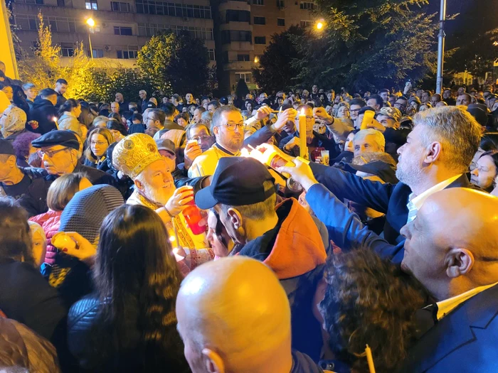 Mesajul-premierului-Ciolacu-cu-ocazia-Srbtorilor-Pascale-Este-o-celebrare-a-comuniunii-care-ne-ndeamn-la-solidaritate-i-grij-fa-de-aproapele-nostru