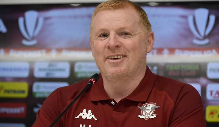 Neil-Lennon-primele-decizii-la-Rapid-a-stabilit-data-reunirii-lotului-i-cantonamentele-de-var