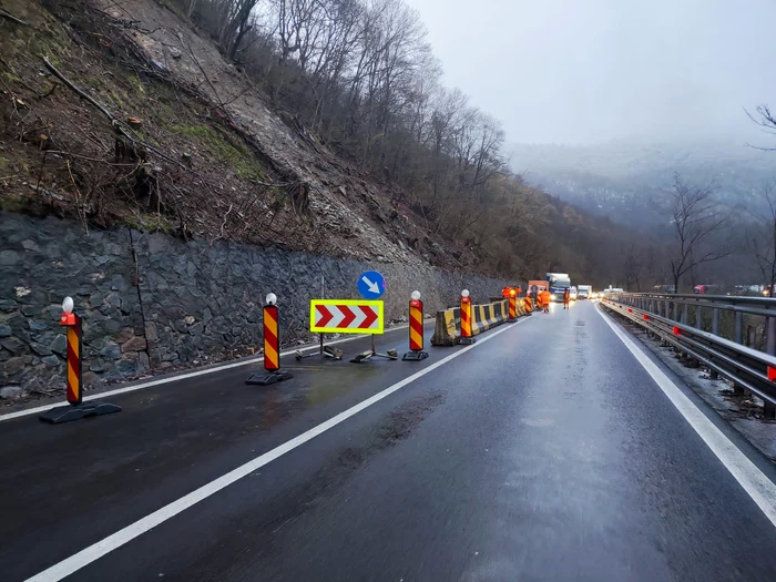 Restricii-de-trafic-pe-DN7-i-DN7A-n-judeul-Vlcea-Lucrri-pe-mai-multe-tronsoane