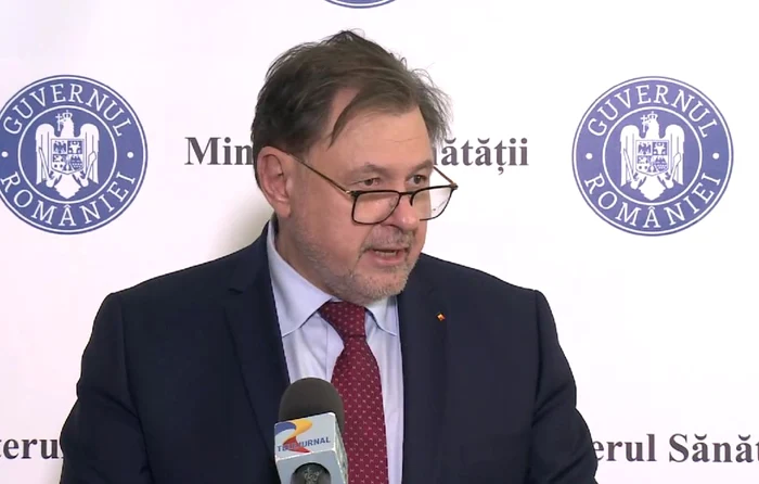 Se-cere-demisia-ministrului-Sntii-Rafila-i-a-btut-joc-de-banii-publici