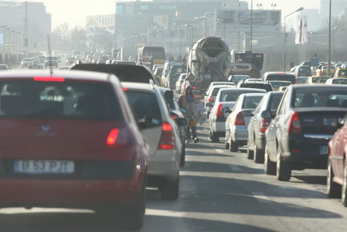 Topul-celor-mai-aglomerate-orae-i-cartiere-din-Romnia-versus-cele-cu-trafic-rutier-redus
