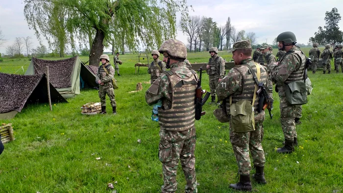 Trafic-oprit-pe-A3-Cheani---Cmpia-Turzii-pentru-desfurarea-unui-exerciiu-militar