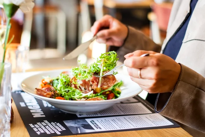 Un-restaurant-taxeaz-clienii-care-nu-mnnc-tot-ce-i-pun-n-farfurie-Este-o-risip-complet