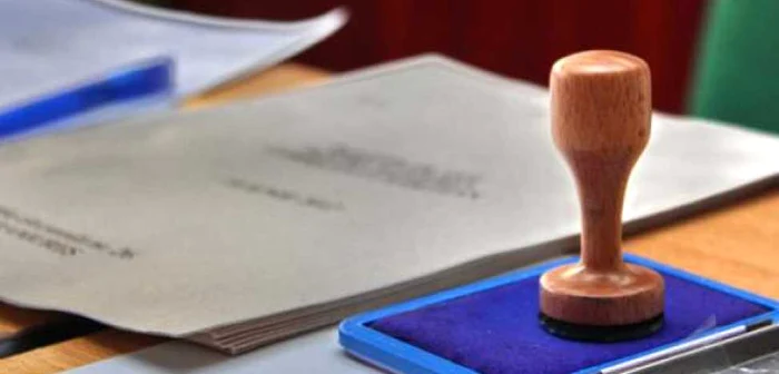 Alegeri-locale-i-alegeri-europarlamentare-2024-Preedinta-unei-secii-de-votare-a-plecat-cu-tampila-de-control-acas