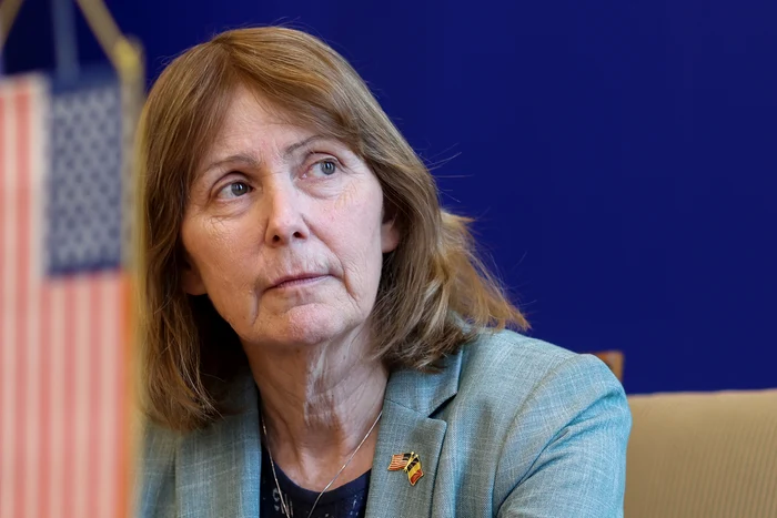 Ambasadoarea-SUA-cu-privire-la-cedarea-unui-sistem-Patriot-Nu-am-cere-niciunei-ri-s-i-pun-n-pericol-propria-securitate