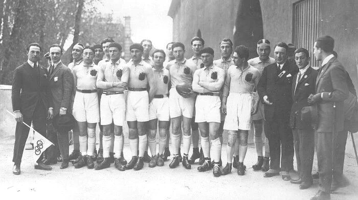 BNR-lanseaz-moneda-de-argint-n-cinstea-ctigrii-primei-medalii-olimpice-a-Romniei-FOTO