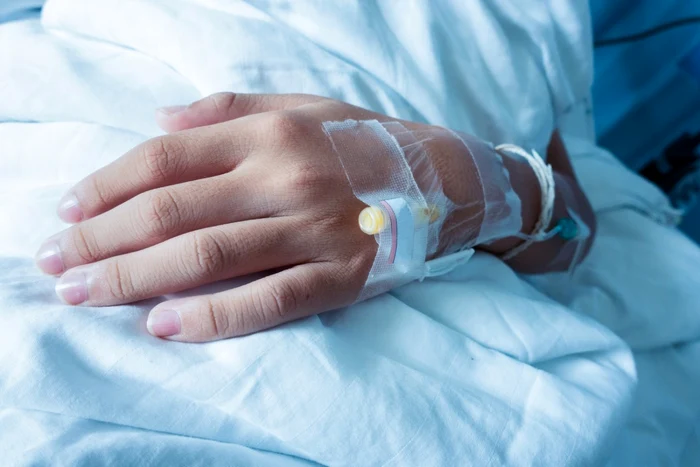 Cinci-brbai-din-Arge-au-ajuns-la-spital-dup-ce-ar-fi-folosit-o-substan-chimic-pentru-splarea-oilor
