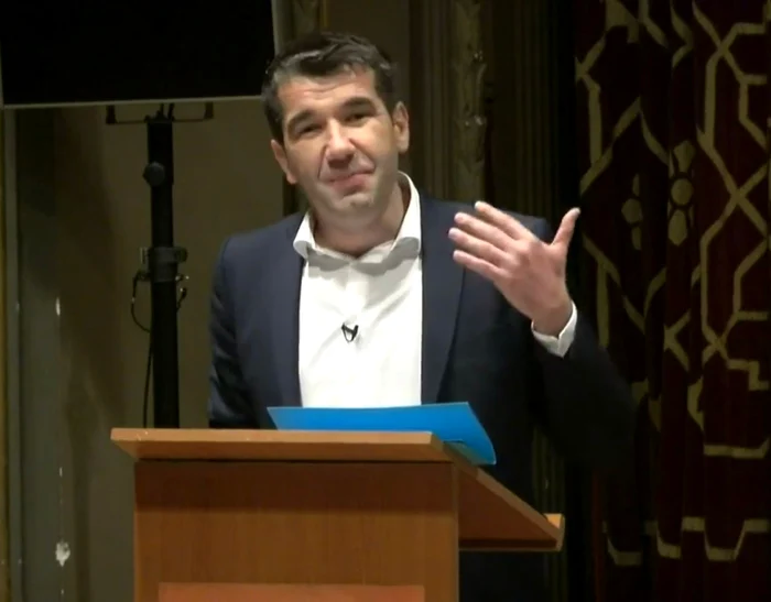 Cum-i-a-dat-UE-autogol-n-meciul-cu-populitii-Un-cunoscut-economist-romn-din-Paris-explic-totul-din-perspectiv-economic