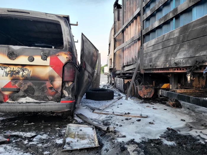 Incendiu-n-vama-Giurgiu-Ruse-O-autoutilitar-i-un-camion-au-ars-din-cauza-unui-scurtcircuit-