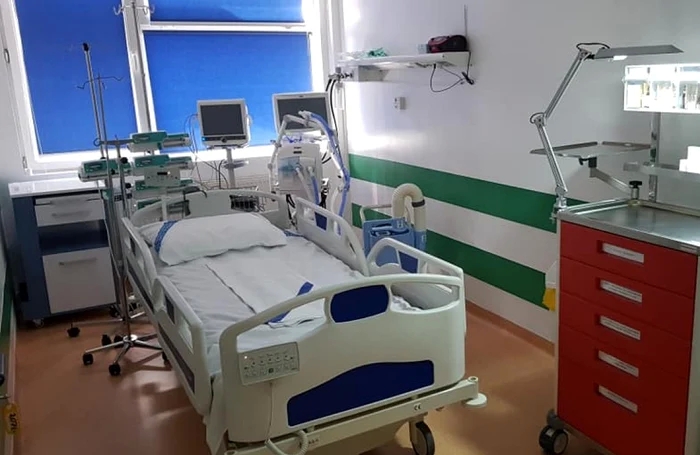 Medic-de-Terapie-Intensiv-acuzaii-grave-la-adresa-ministrului-Rafila-Paturi-de-mari-ari-fcute-din-pix-ca-la-Colectiv-