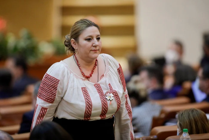 Nici-extremitii-nu-doresc-s-se-alieze-cu-ooac-i-Lazarus-SOS-nu-a-fost-primit-n-grupul-Suveraniti-din-PE-ooac-Am-dat-peste-cap-politica-UE