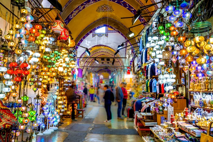 Pania-unui-turist-romn-n-Istanbul-Ct-a-pltit-pentru-kebabul-consumat-n-Marele-Bazar