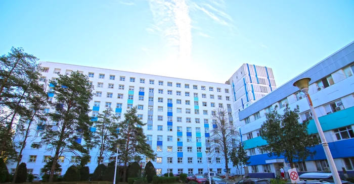 Scandal-n-cel-mai-mare-spital-din-Galai-Un-brbat-i-a-atacat-iubita-internat