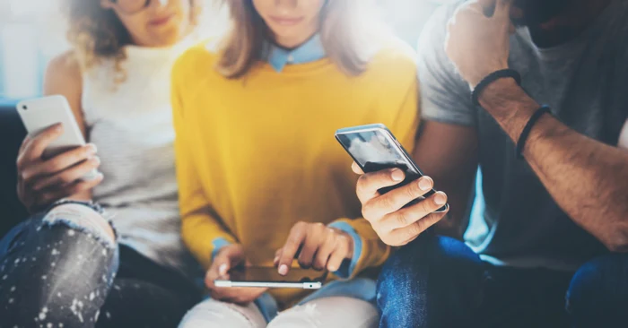 Telefobia-de-ce-nu-mai-rspund-oamenii-la-telefon-n-era-comunicrii-Creierul-crede-c-s-a-ntmplat-ceva-grav