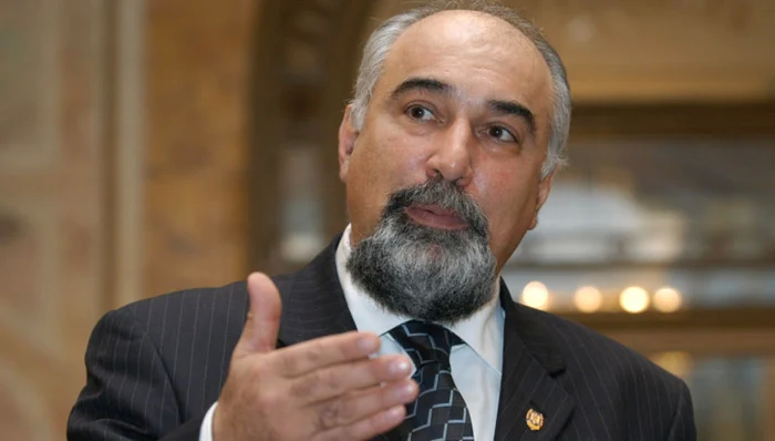 Varujan-Vosganian-a-fost-ales-preedinte-al-Uniunii-Scriitorilor-din-Romnia