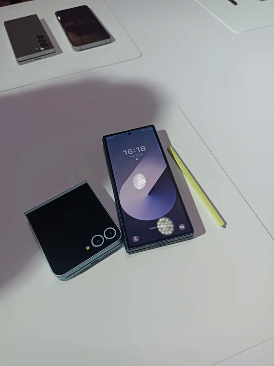 Ce-n-a-vzut-Parisul-Noua-serie-Samsung-Galaxy-Z-duce-inteligena-artificial-i-sustenabilitatea-la-urmtorul-nivel