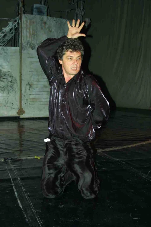 INTERVIU-Adrian-Pduraru-actor-Generaia-noastr-credea-c-dac-nu-faci-film-cu-Dan-Pia-nu-ai-nicio-ans-FOTO-