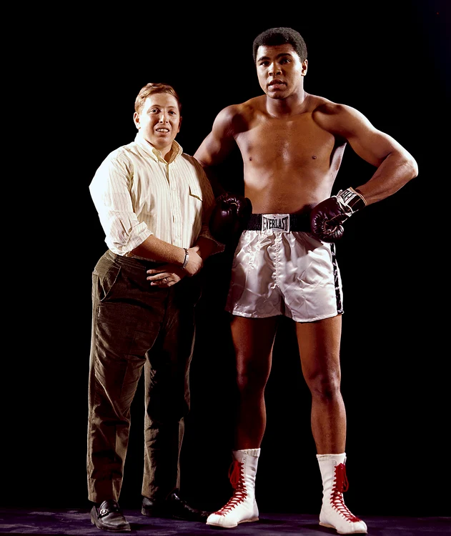 Neil-Leifer-cel-mai-faimos-fotograf-sportiv-american-Nadia-Comneci-era-minunat-Bla-Krolyi-era-un-om-extrem-de-dificil
