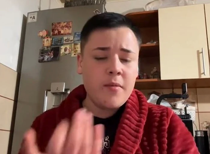 Un-influencer-romn-popular-pe-TikTok-mort-ntr-un-tragic-accident-de-motociclet-Avea-doar-17-ani--