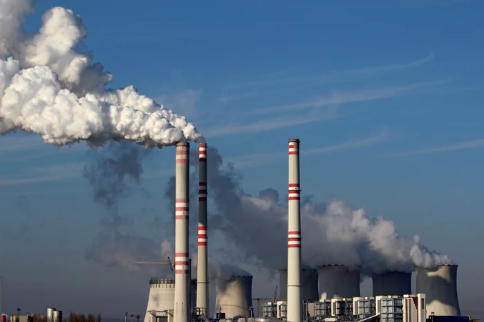 Campanie-masiv-de-dezinformare-Cum-ncearc-marile-companii-s-opreasc-tranziia-ctre-energia-verde
