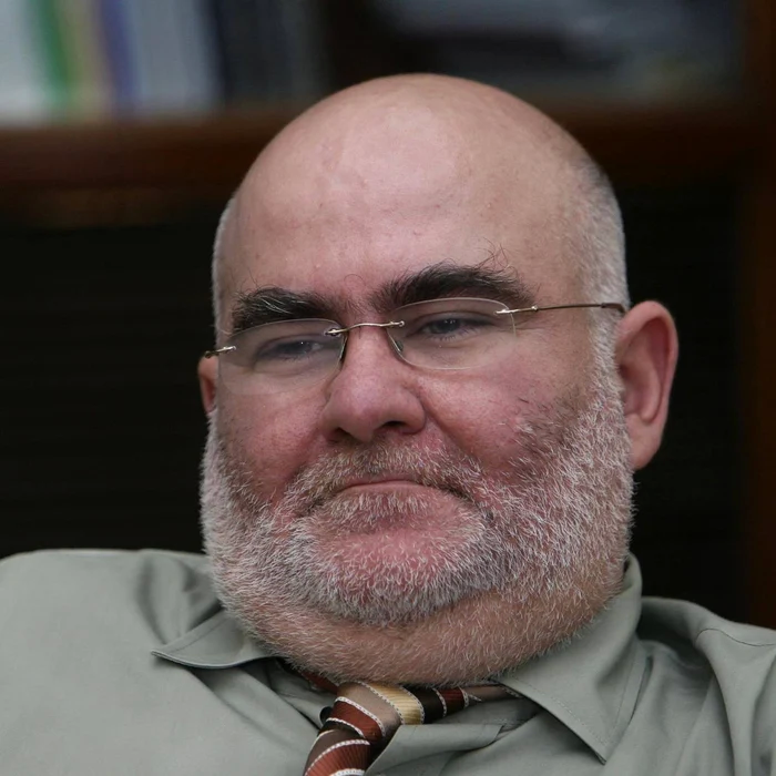 Profilul-psihologic-al-profesorului-acuzat-de-hruire-sexual-Alfred-Bulai-Furios-frustrat-i-nedreptit