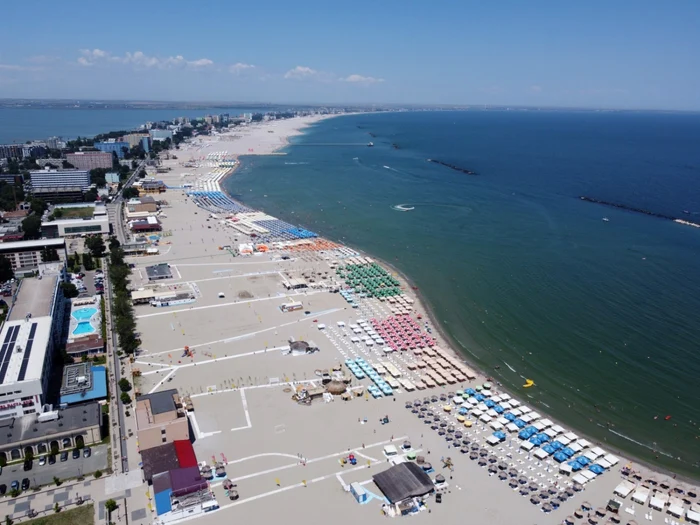 ---------71-sectoare-de-plaj-scoase-la-nchiriere-pentru-zece-ani-Cele-mai-multe-sunt-n-Mamaia