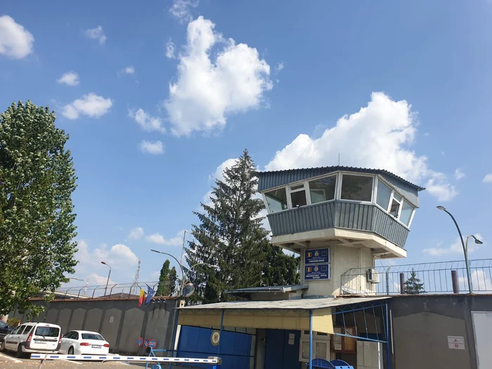 ---------Ce-scriu-deinuii-n-revistele-penitenciarului-Fotii-primari-dau-sfaturi-despre-administraie-i-public-bancuri