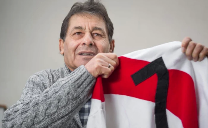 ---------Doliu-n-fotbal-a-murit-Roberto-Chale