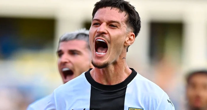 ---------Fabulos-Dennis-Man-cel-mai-bun-juctor-din-Serie-A-dup-5-etape