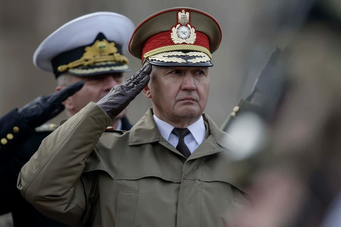 ---------Poate-sau-nu-poate-Romnia-s-doboare-drone-ruseti-Contradicii-ntre-Guvern-i-eful-Armatei-dar-i-ntre-experi-militari-DEZBATERE