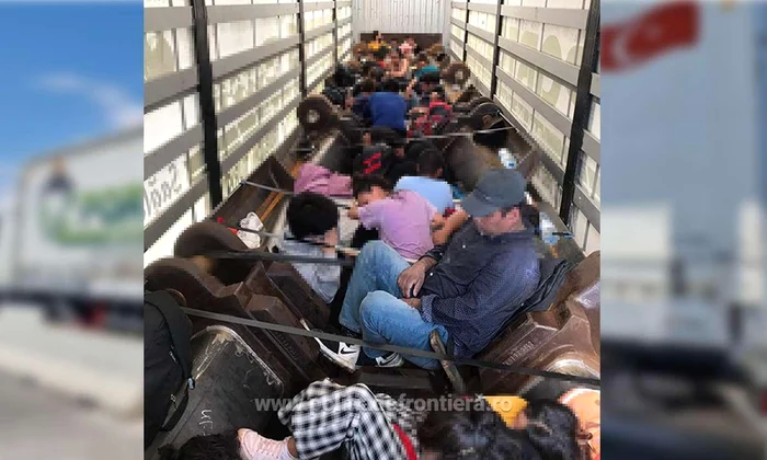 ---------Procurorii-DIICOT-au-descins-la-aproximativ-40-de-percheziii-ntr-un-dosar-legat-de-traficul-de-migrani