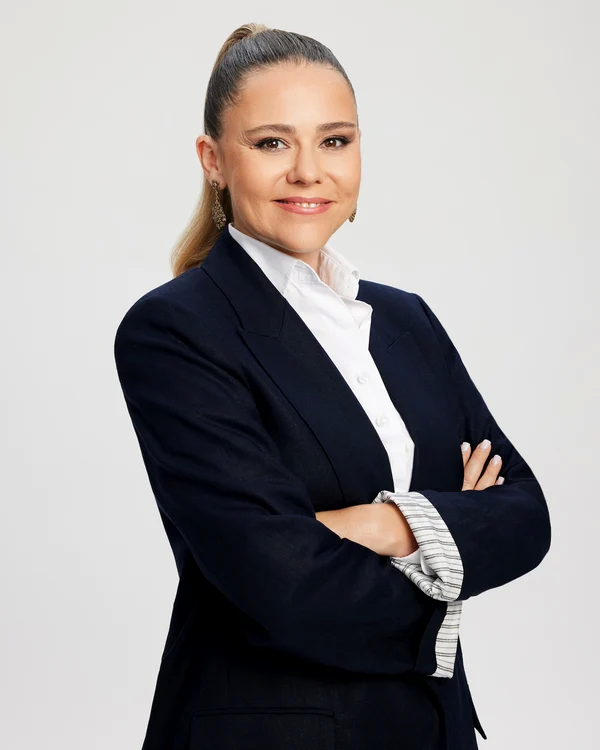 ---------Roxana-Pintea-se-altur-Philip-Morris-Romnia-ca-Director-External-Affairs