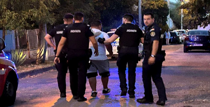 ---------Scandal-violent-pe-o-strad-din-Timioara-Trei-persoane-au-ajuns-la-spital-iar-mai-multe-la-audieri-