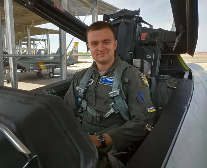 ---------Ucraina-i-a-luat-adio-de-la-pilotul-Moonfish-dup-ce-avionul-su-F-16-a-fost-dobort-de-un-presupus-foc-prietenesc
