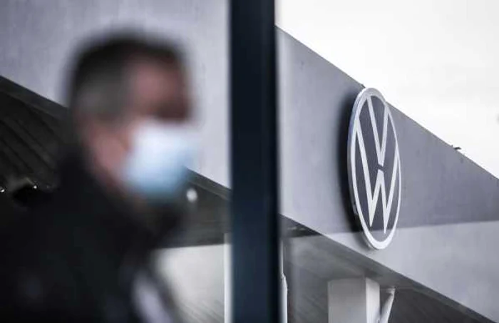 ---------Volkswagen-ar-putea-nchide-uzine-n-Germania-pentru-prima-dat-n-istorie-Industria-auto-european-se-afl-ntr-o-situaie-foarte-solicitant-i-grav