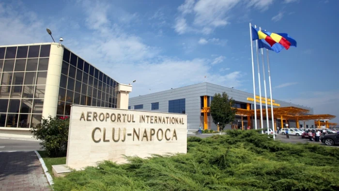 Breaking----------Alert-pe-aeroportul-din-Cluj-un-avion-cu-peste-200-de-pasageri-a-anunat-probleme-la-aterizare-Plan-Rou-de-Intervenie-activat