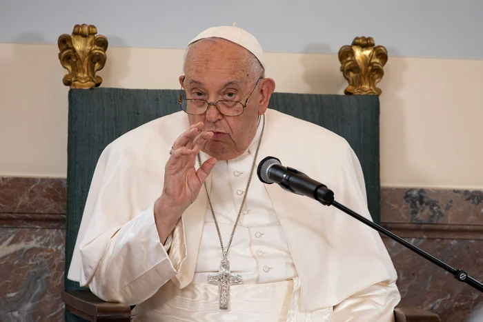 ---------Ce-se-va-ntmpla-dup-moartea-Papei-Cine-anun-decesul-unde-are-loc-nmormntarea-cum-se-alege-noul-Suveran-Pontif