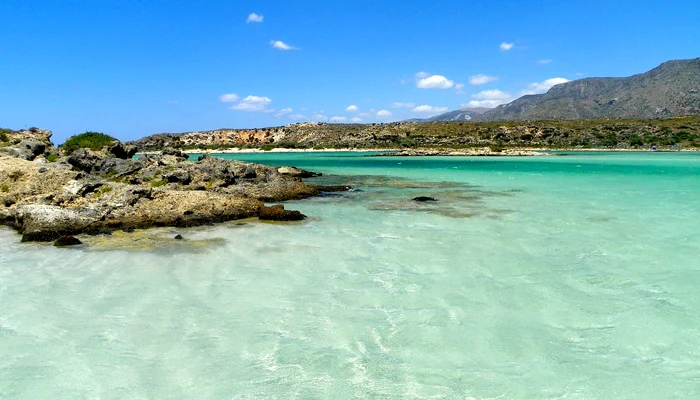 ---------Cele-mai-bune-zece-plaje-din-lume-pentru-vacana-din-2025-potrivit-Tripadvisor-Multe-dintre-ele-sunt-din-Europa