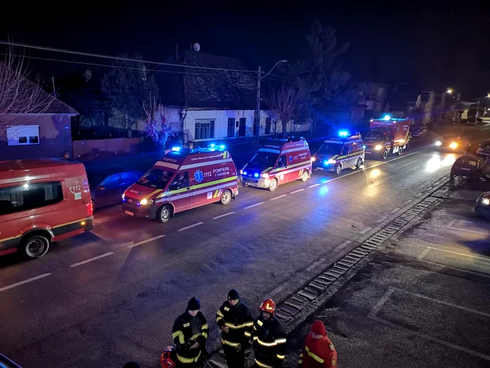 ---------Plan-rou-de-intervenie-la-Balul-nsurailor-organizat-la-Reghin-Zeci-de-participani-au-ajuns-la-spital-ANPC-a-dat-amenzi-de-25000-de-lei