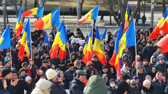 ---------Protest-antiguvernamental-la-Chiinu-Printre-participani-prorusul-Igor-Dodon-anchetat-n-dosare-penale
