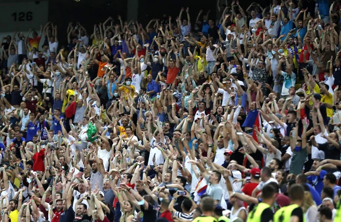 ---------Suporterii-naionalei-chemai-s-umple-Arena-Naional-Ct-cost-biletele-la-meciul-cu-Bosnia