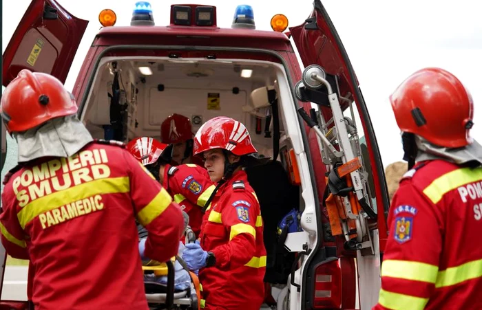 ---------Accident-grav-cu-dou-maini-implicate-n-Arge-Un-brbat-a-murit-i-o-femeie-a-fost-rnit