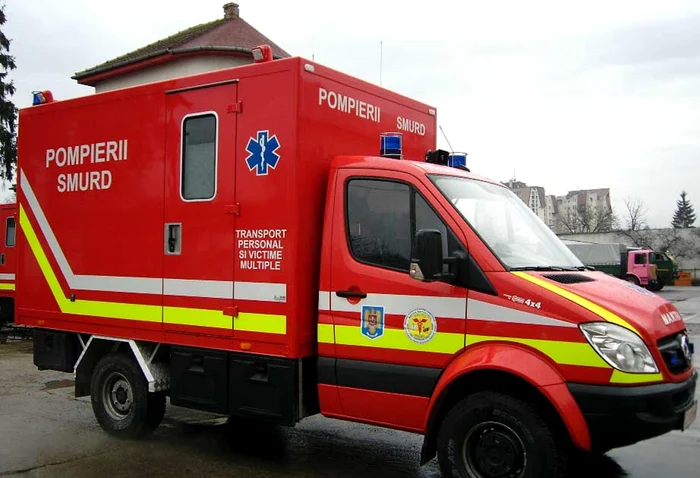 ---------Accident-grav-ntre-un-camion-i-un-autoturism-pe-DN-6-Cinci-persoane-au-fost-rnite