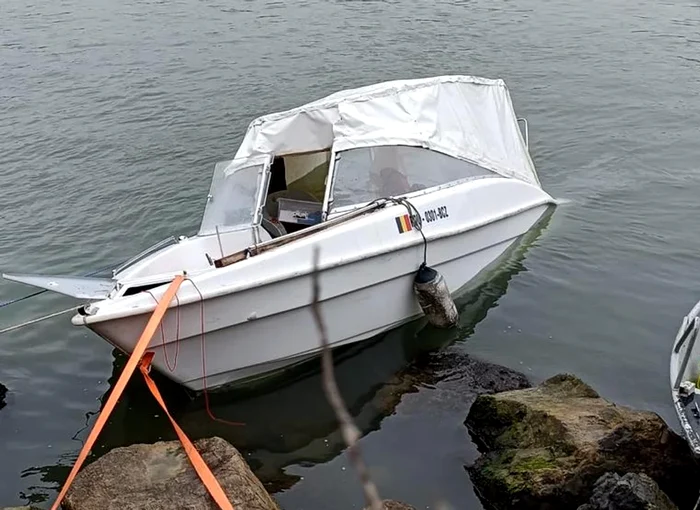 ---------Accident-naval-pe-Braul-Sulina-O-ambarcaiune-s-a-rsturnat-iar-o-persoan-a-murit