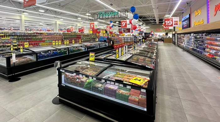 ---------Achiziie-important-pe-piaa-de-retail-Carrefour-preia-afacerile-pe-care-le-deine-Cora-i-alte-magazine