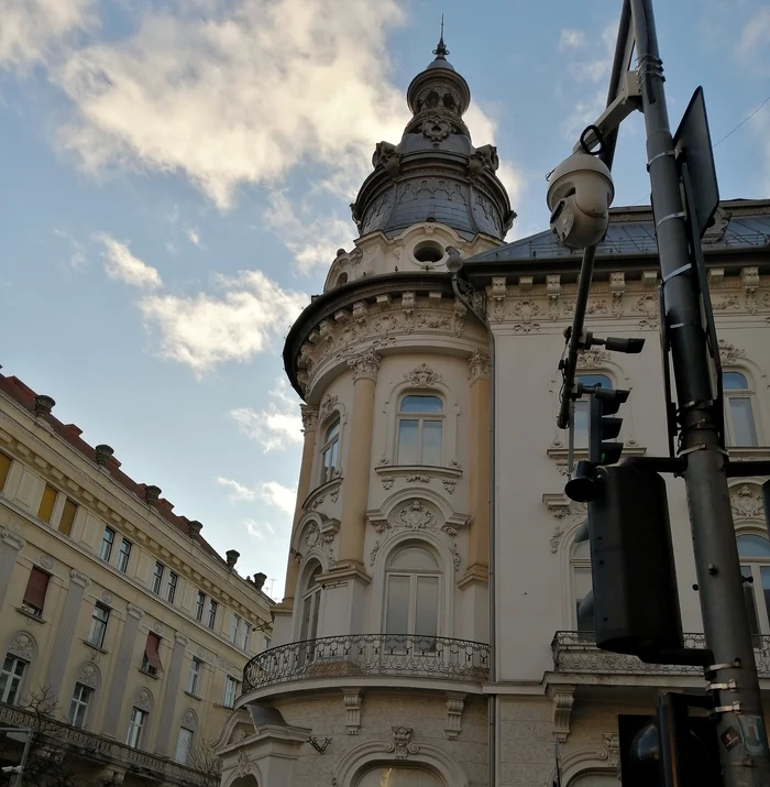 ---------Apropiaii-lui-Viktor-Orban-cumpr-cldirile-istorice-ale-Transilvaniei
