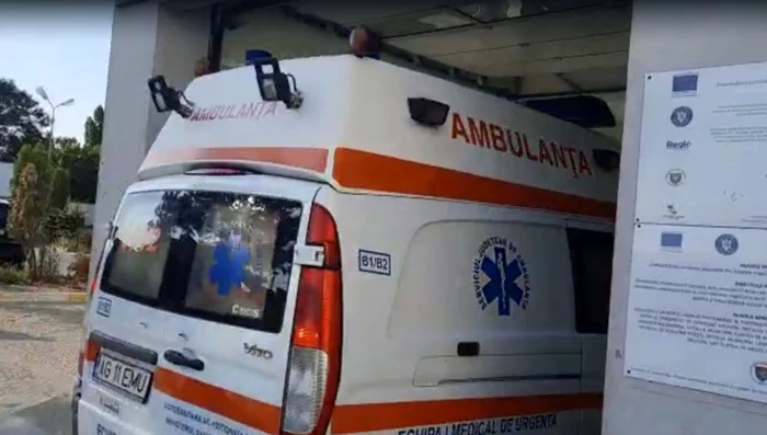 ---------Ct-a-cerut-un-ambulanier-din-Arge-unei-familii-pentru-o-pensie-de-invaliditate-Brbatul-este-cercetat-pentru-trafic-de-influen