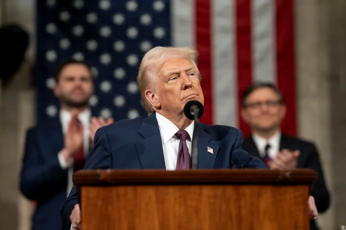 ---------Efectele-politicii-austere-a-lui-Donald-Trump-Angajaii-Voice-of-America-i-ai-altor-posturi-media-publice-vor-fi-concediai