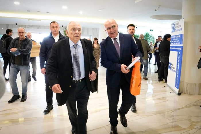 Foto----------Ilie-Bolojan-vizit-surpriz-la-Timioara-Preedintele-interimar-s-a-ntlnit-cu-Gabriel-Liiceanu